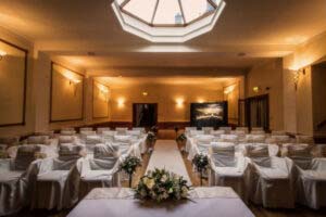 Wedding ceremony in Lakeside Suite